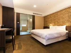 Fairytale YiSu Hot Spring Hotel