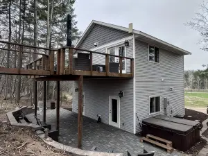 Lake Home on Quiet Recreational Lake with Hot Tub. Close to "Up North" Amenities