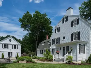 Waldo Emerson Inn