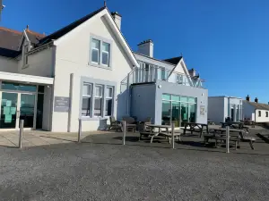The Powfoot Hotel, Annan