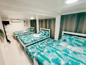Family Villa in Baler w/ Pool & Spa Tub – 25 Pax