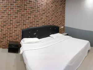 Hotel Dcm Residency