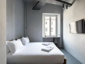 Pietra - the Italian Stay Collection
