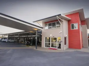 Altitude Motel Apartments
