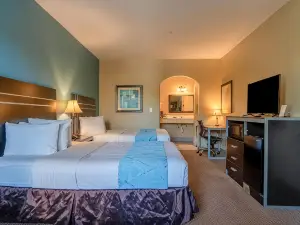 Moulton Inn &  Suites by OYO Near Shiner TX