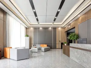 Floral Hotel· Huashan Xike Boutique Hotel (Huayin Huashan Scenic Area Branch)