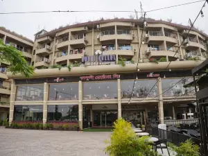 Hotel Kollol by J&Z Group