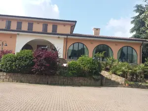 Villa Del Poeta