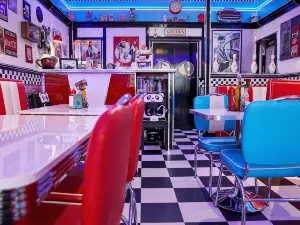 Cadillac Kustomz Guest House