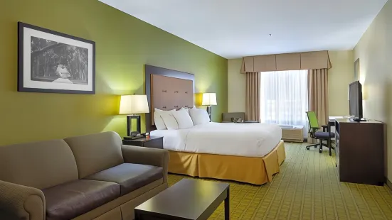Holiday Inn Express & Suites Savannah - Midtown