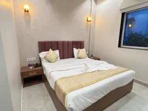 Hotel Satsang Grand