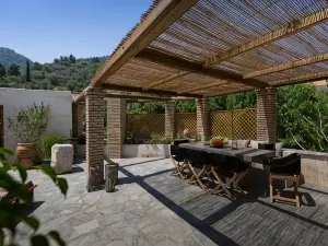 Villa of the Old Olive Oil Factory