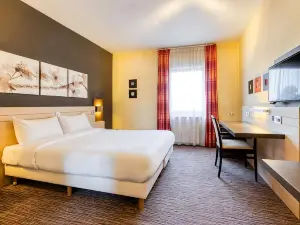 B&B HOTEL Mons Centre