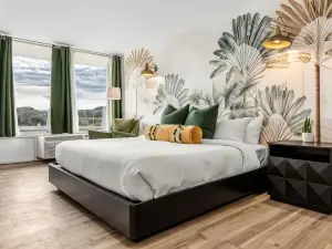 The Mallard Hotel & Suites