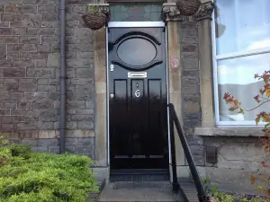 Clift Guest House