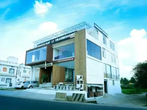 Vilasini Inn