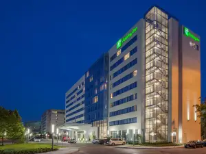 Holiday Inn CLEVELAND CLINIC by IHG
