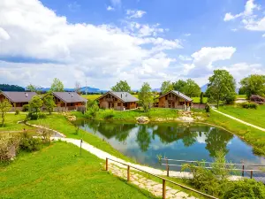 Bayern Chalets Bei Salzburg Und Berchtesgaden Mit Whirlpool Und Sauna