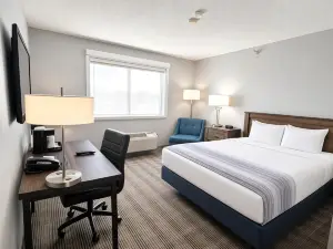 AmericInn by Wyndham Minot