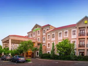 Peermont Mondior Hotel