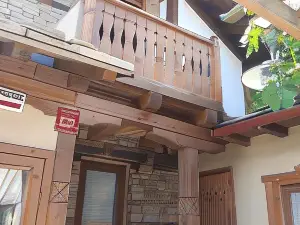 Skenderovata House