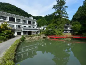 塩田温泉旅館 湯元うえやま