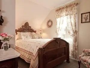 Alpine Haus Bed & Breakfast Inn
