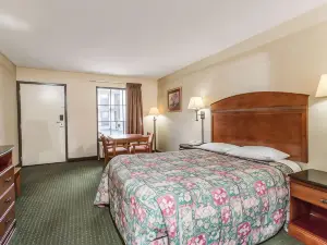 Days Inn by Wyndham Camp Springs/Andrews AFB DC Area
