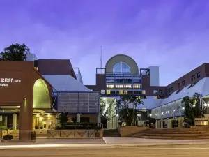 DoubleTree by Hilton Esplanade Darwin