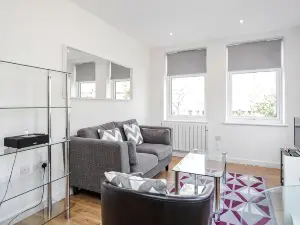Roomspace Serviced Apartments - Swan House