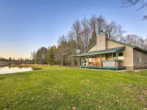 Private Cadillac Gem w/ Kayaks, Hot Tub, Pond, Pool Table and More