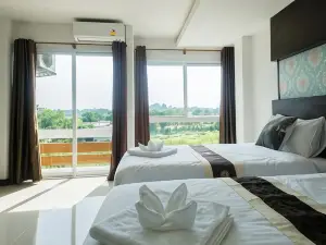 O2 Hotel สกลนคร (โรงแรม โอทู สกลนคร)