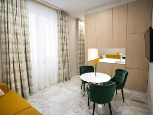 Plazuela del Carbón Suites