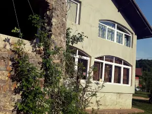 Unaqua Apartments