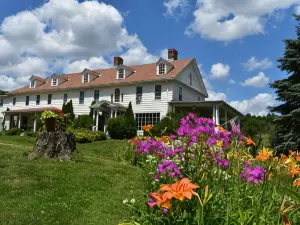 Harbour House Inn B&B