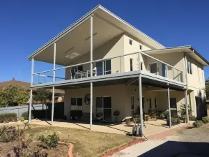Lyreen's Apartment