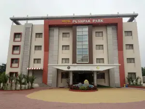 Hotel Pushpak Park