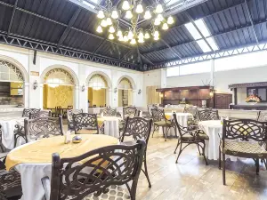 Capital Plaza Hotel