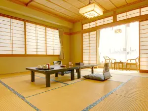 旬樹庵柏屋傳統日式旅館