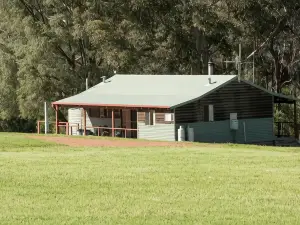 Tinglewood Cabins