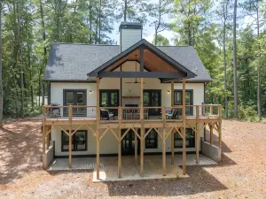 Family-Friendly Firepit Cabin: Game Room, Near Trails & Tubing in Ellijay.