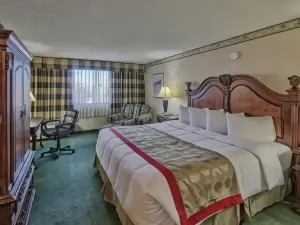 Ramada Plaza by Wyndham Albuquerque Midtown