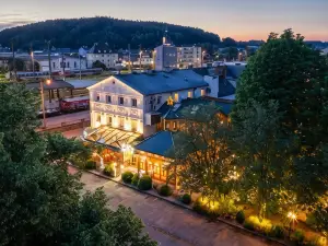 Hockner Plaza Hotel