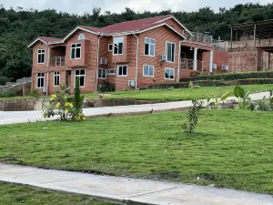 Cozy Hill Gardens