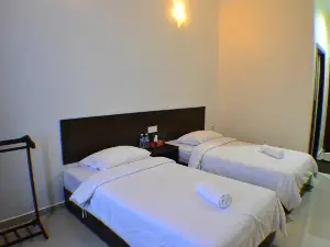 Teluk Lipat Seaview Inn