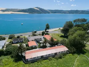 Opononi Lighthouse Motel