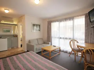 Beaumaris Bay Motel