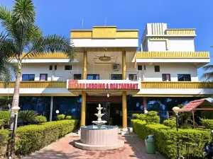 Hotel Nisarg Lodging and Restaurant