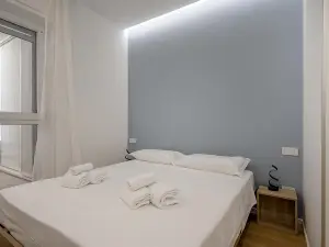 Borgo Felice 5 - Modern Apartment with Balcony + Free Parking