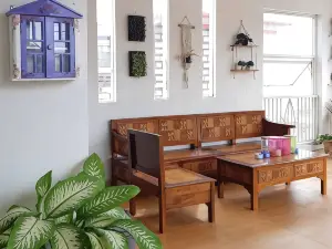 Anggun Homestay Syariah Lamongan